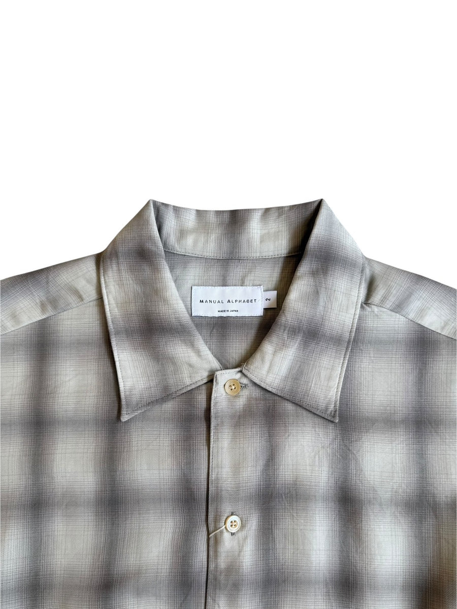 MANUAL ALPHABET  TWILL FADE CHECK SHIRTS