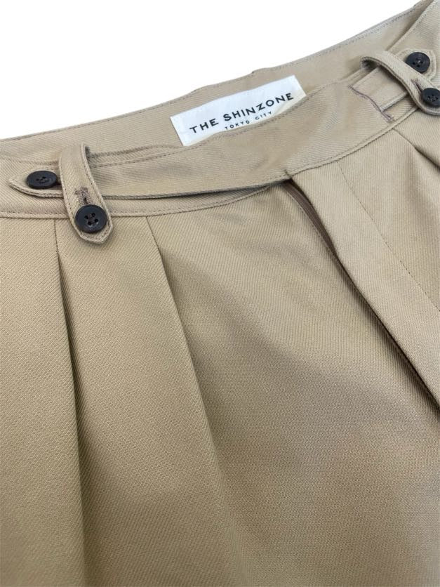 THE SHINZONE GURKHA SHORT PANTS